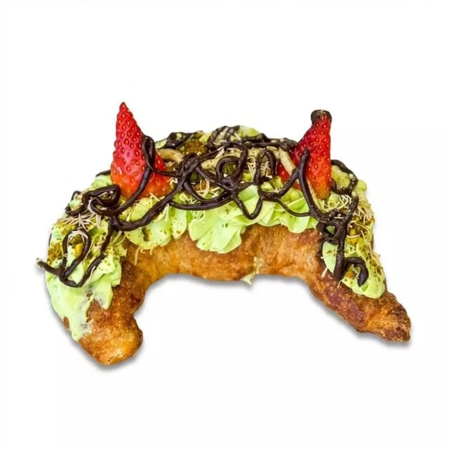 Dubai Croissant.